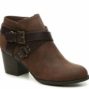 Indigo Rd. Sablena Ankle Booties